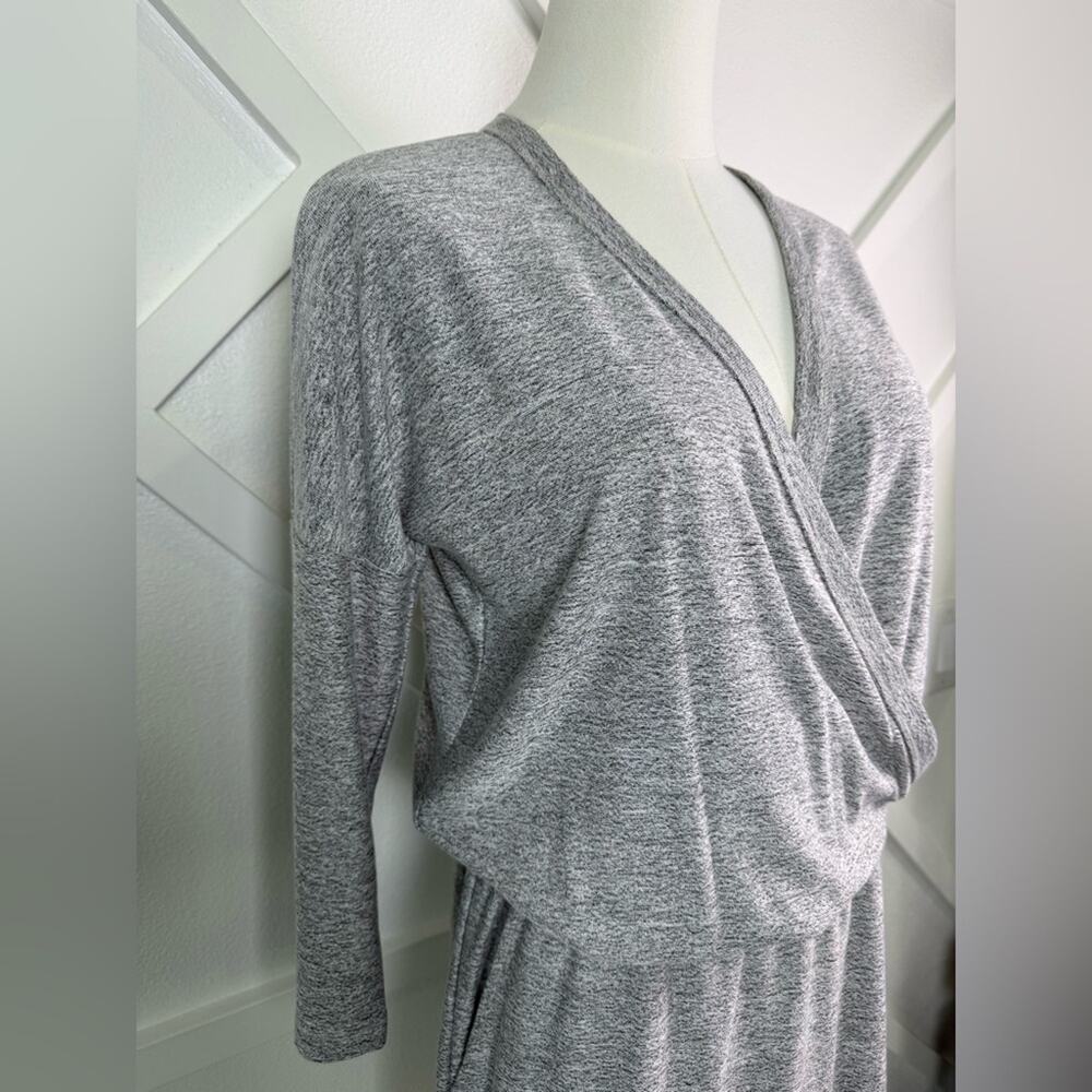 NWT Lou & Grey Soft Knit Surplice Wrap Dress Gray Heathered Long Sleeve Size XS - Picture 3 of 8